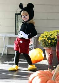 In späteren filmen wurde sie immer wieder durch den helden mickey mouse aus den unterschiedlichsten brenzligen situationen gerettet. 1001 Ideen Fur Faschingskostume Seien Sie Verschieden Fasching Kinder Kinder Kostume Kostume Karneval