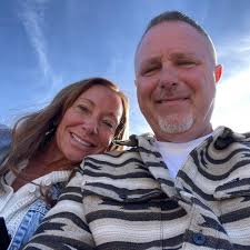 Any recommendations for a custom side entry gate?