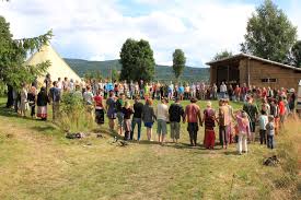 Comment Creer Un Ecovillage En France Reflexions Et Demarches
