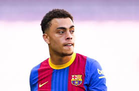 Get home, away & third fc barcelona jerseys, plus other fan gear today. Cw4xqiegtal0qm