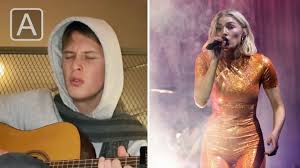 Smäckfullt i publiken av skrikande tonårstjejer. Victor Leksell Om Astrid S Hun Er Veldig Sot Youtube