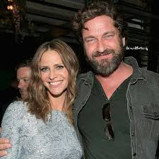 Bei einem überfall werden clyde sheltons frau und tochter brutal ermordet. Gefallt 1 156 Mal 12 Kommentare Gerard Butler Gerardbutler Ig Auf Instagram June 13 2017 Gerardbutler Gerrybutler Andre Gerard Butler Butler Gerard