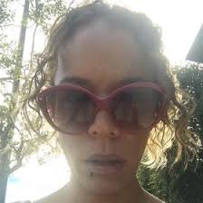 Natalie Holman (nataliehlmn)