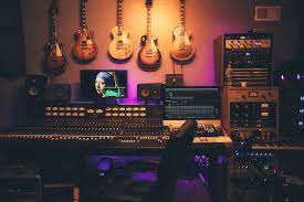 Background rain music to make you smarter — study music & sounds, studying music, rain sound studio. 500 Music Studio Pictures Download Free Images Stock Photos On Unsplash
