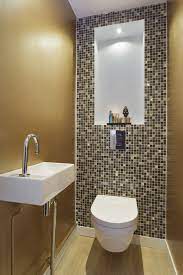 wc met gouden muren toilet ontwerp toilet verbouwing gouden badkamer