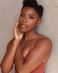 Chelsea Harris's Instagram, Twitter & Facebook