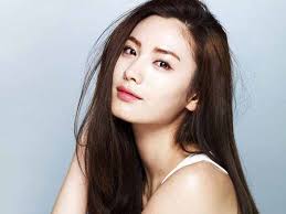 South korean singer and actress. Nana Kpop Age Ezu Photo Mobile