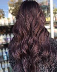 In the sunlight, it'll shine vibrant purple, and indoors it'll look for one client pictured above, kupenga took the brown roots two shades darker and blended purple from the roots to the ends for a chocolate lilac masterpiece. 20 Prettiest Lilac Hair Color Ideas For All Women In 2021