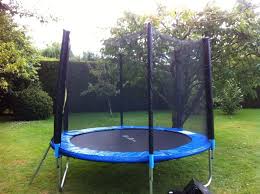 Trampoline 245cm De Diametre Pluton Http Www Alicesgarden Fr Jeux Plein Air Trampoline Trampoline 245 Ech Amenagement Exterieur Chateau Gonflable Trampolines