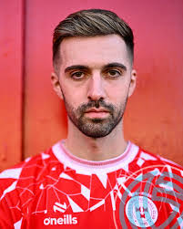 Cian Nelson's Instagram, Twitter & Facebook