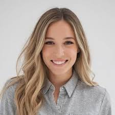 Unfortunately, I have been impacted by the layoffs today at Flexport. The  last 3+ years (feels like 10) have truly been a wild ride. I've gone from  managing a multi-million dollar book