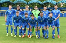 Робота та вечірній перегляд фіналу ліги чемпіонів. Zbirna Ukrayini Z Futbolu U 18 Obigrala Odnolitkiv Z Turechchini