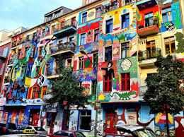 Alexrodrigue House In Friedrichshain Close To Simon Dach Strasse And Boxhagener Strasse In Berlin Summer 2011 Berlin Travel Berlin Photography Berlin Photos