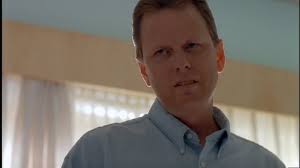 This man creeps me out more than The Smoking Man : r/XFiles