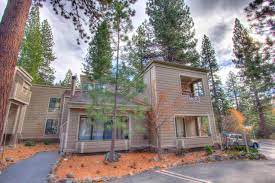Tall pines resort is a luxurious 2 bedroom 3 bath with an additional sleeping loft. Tall Pines Retreat By Lake Tahoe Accommodations Incline Village Updated 2021 Prices