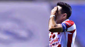 Es un delantero mexicano surgido de la cantera de las. Video Santiago Ormeno Explains Why Chivas Belittled Him And Fired From The Team Ruetir