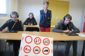 .et du service « passer le code de la route avec la poste » souscrit, l'animation commerciale et la gestion de la relation client. Feuquieres Les Candidats Passent L Examen Du Code De La Route Au Centre De La Poste Le Reveil De Neufchatel