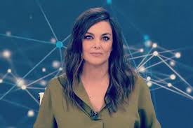 La reflexión de Mónica Carrillo sobre las secuelas de su cáncer: La vida  sigue | Mira