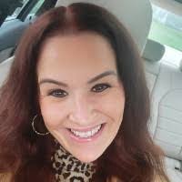 Laura Symsick's Instagram, Twitter & Facebook