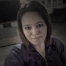 Looking to gift my friend with Lashes It's a gift that's why I'm anonymous  Best place ? Affordable as she will have to do the upkeep after TIA This is  a gift