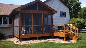 Screen your front porch patio home design. Screened Porches Keep The Party Going Rain Shine Or Bugs