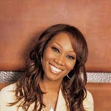 Ellen Putnam's Instagram, Twitter & Facebook