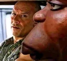 A man use his wife for ritual And he see dat they her bad and the was no  she crying but died she do finish the land. So pity 🙄.