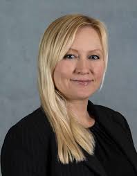 Veronica Searles's Instagram, Twitter & Facebook