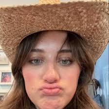 Olivia Gerber (oliviambgerber)