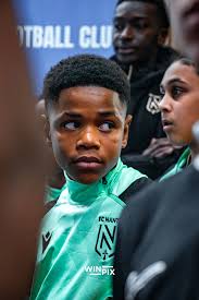 🇲🇱Nathan Gassama au sommet 🇲🇱 C'est avec une immense fierté que nous  avons suivi la première titularisation en compétition officielle de Nathan  Gassama avec la sélection du Mali, face à l'Équipe du