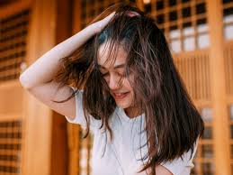 Hence if you wish to get your black hair back naturally at home them follow the home remedies and diet tips equally to attain best possible results. Can White Hair Turn Black Again About Original Hair Color