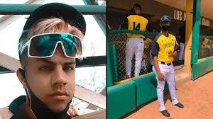 En plena Serie Nacional de Béisbol se fuga otro pelotero cubano a Dominicana
