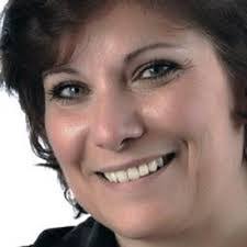 Diane Ponte's Instagram, Twitter & Facebook