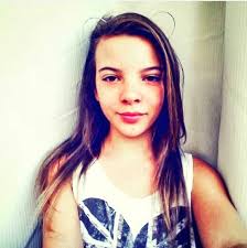 Bella Ryder (@BellaRyder4)