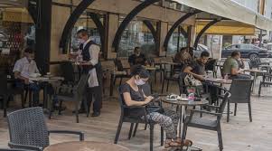 أرباب المقاهي و المطاعم يدعوون لإضراب وطني تيلي ماروك