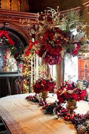 I actually made a gorgeous succulent wreath at a christmas workshop with not on the high street but i wanted to keep that one indoors as it's supposed to be a year long. Decorated In An Old House In New York Very Well For Christmas Interior Design Ideas Ofdesign