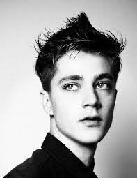 Pedro Bertolini Pedro Bertolini Actors With Black Hair Cute Couples Kissing