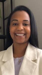 Courtney Chappell's Instagram, Twitter & Facebook