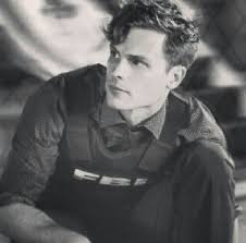 Epingle Sur Criminal Minds