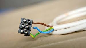 Lampe Anschliessen Welches Kabel Kommt Wohin In 2020 Stromkabel Farben Lampe Anschliessen Stromkabel