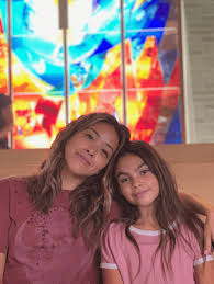 It stars gina rodriguez, jennifer jason leigh, barry pepper, finn jones, shamier anderson, ariana greenblatt, frances fisher, elias edraki. Netflix Movie Awake Arrives In June 2021 What We Know So Far What S On Netflix