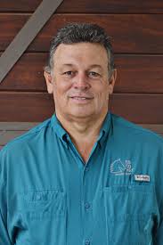 MVZ Esp. Sergio H. Salinas Navarrete