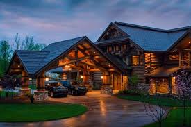 Browse ranch homes to get inspiration, expert advice and ideas for your own ranch home design and decor. The Rustic Luxury Houses Are Stone And Wood Perfection 30 Photos 5 House In The Woods Log Homes Building A House