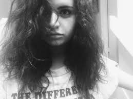 See pictures of rebecca black with different hairstyles, including long hairstyles, medium hairstyles, short hairstyles, updos, and more. Rebecca Black Was Here Out Now On Twitter Excuse My Makeup Less Face But My Curly Hair Is Back At Least For Tonight Http T Co M0govvp3uj