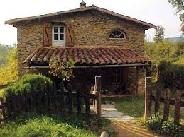 Una magnífica casa rural en pleno corazón de la sierra de aracena. Casa De La Sierra De Huelva Casas Casas Rurales Casas Bonitas