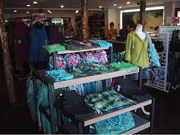 How To Create Great Visual Merchandising For Retailers Visual Merchandising Store Design Retail Merchandising