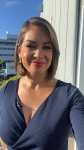 Mónika Candelaria was live.