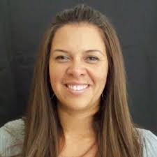 Eva Roman's Instagram, Twitter & Facebook