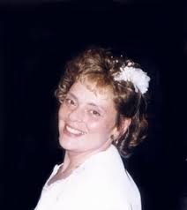 Debra Lamoureux's Instagram, Twitter & Facebook