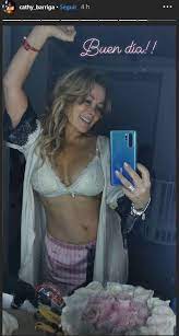 Solo está en juego por ahora la configuración del calendario futuro y tal vez el fracaso sonoro de alguna selección rimbombante. De Alcaldesa A Bomba Sexy Cathy Barriga Revoluciona Las Redes Con Su Foto De Buenos Dias En Ropa Interior